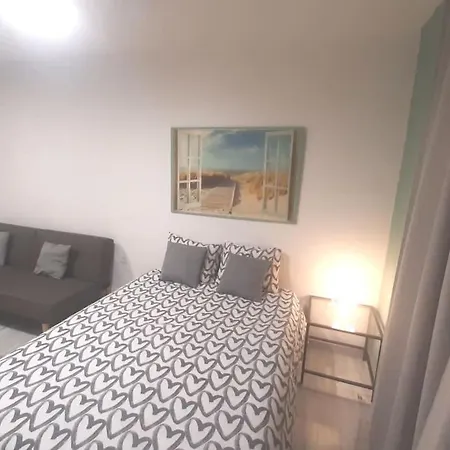 Apartamento Piscina, Playa, Wifi, Seguridad 24h *